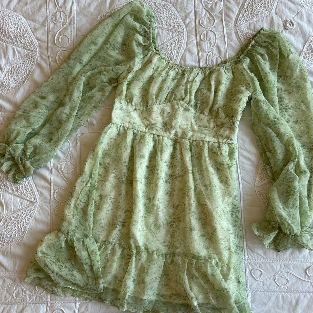 Size Small Green UO Kiss the Sky Hyacinth Dress